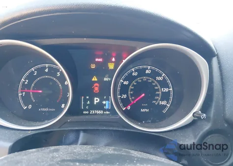 2015 Mitsubishi Outlander Sport Es z USA, uszkodzony, nr VIN 4A4AP3AUXFE048967